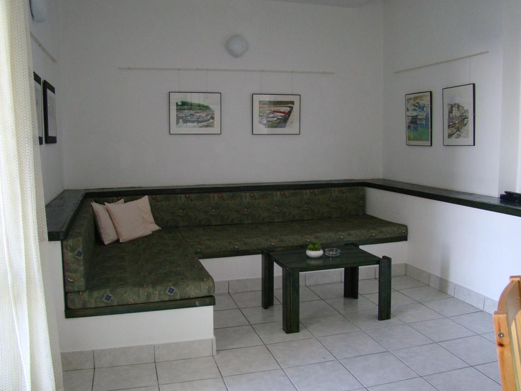 Apartments Sanda Murter Room photo