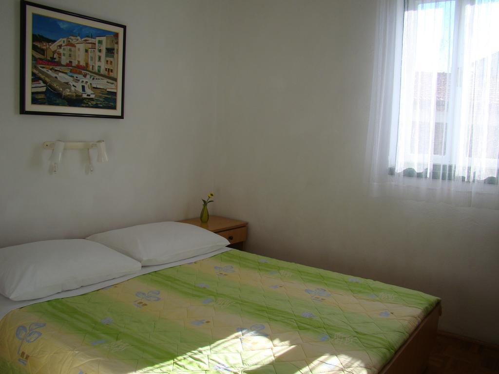 Apartments Sanda Murter Room photo