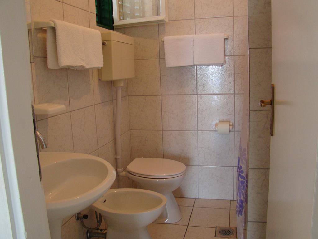 Apartments Sanda Murter Room photo