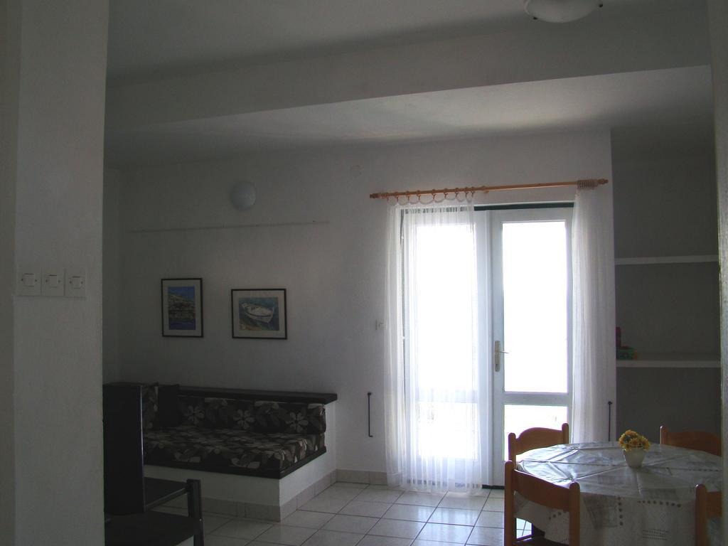 Apartments Sanda Murter Room photo